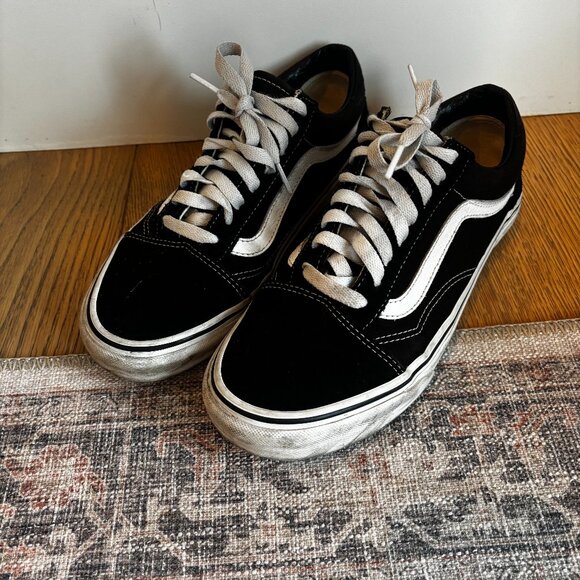 Vans Womens Low Tops size 8 - Picture 1 of 2